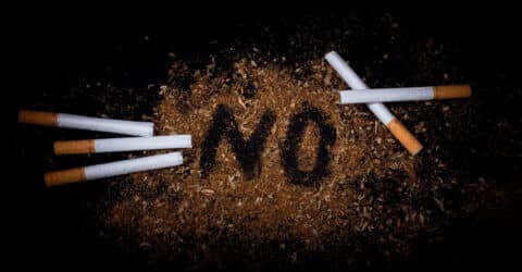 Un matrimonio desastroso: el tabaquismo y una mala alimentación