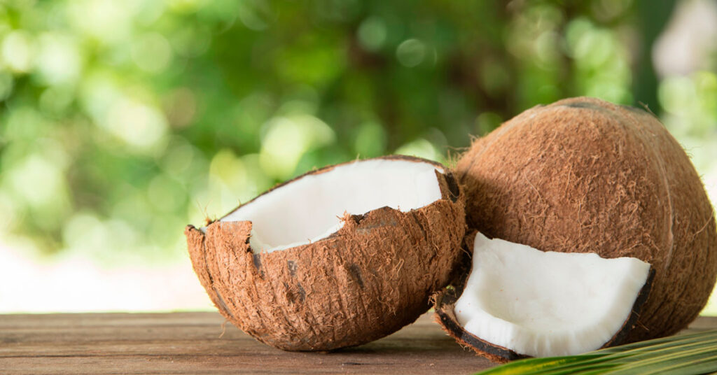 El aceite de coco es saludable o peligroso? - Centro de Estudios en  Nutrición