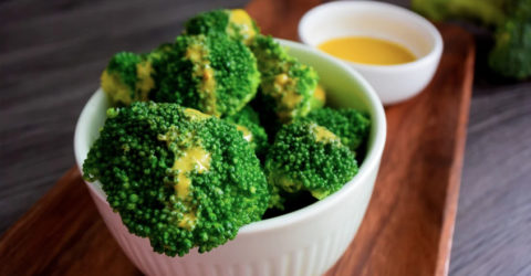 Brócoli con salsa de mostaza