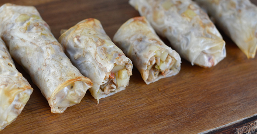 Rollos de papel de arroz con papa y cebada