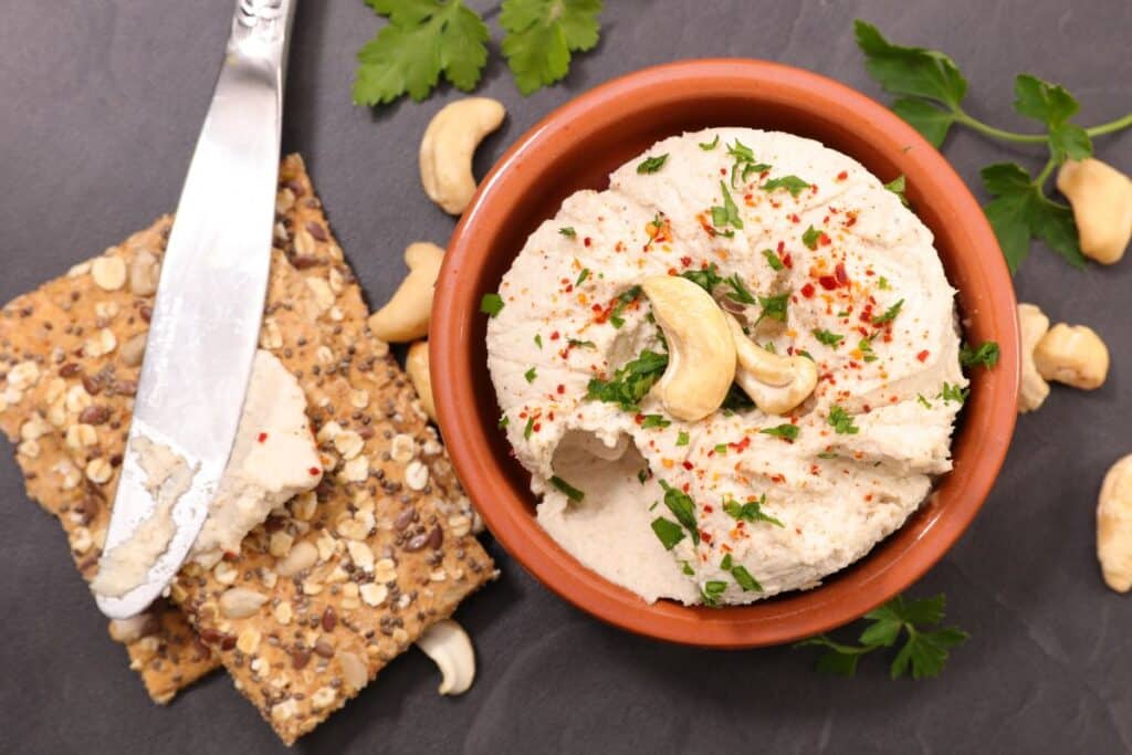 Plant-based cashew cheese dip