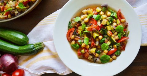 Sopa de vegetales con trocitos