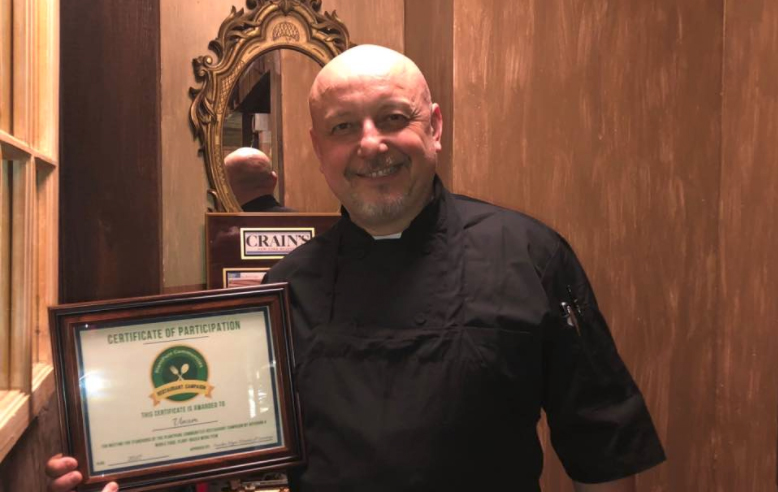 Vinum Restaurant Owner, Massimo Felici, with PPC Restaurant Campaign Certificate