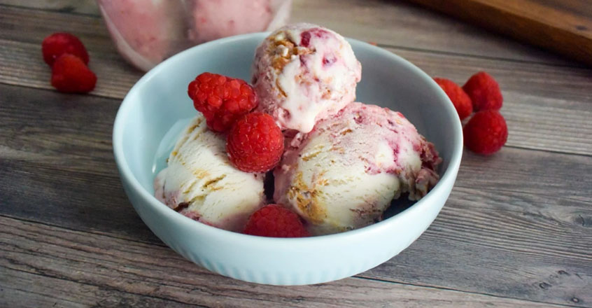 Helado de mantequilla de maní y mermelada
