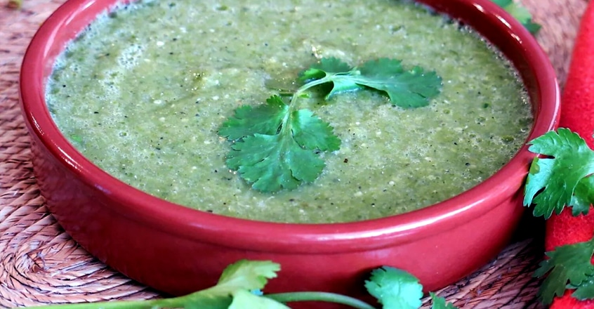 Salsa verde auténtica mexicana - Centro de Estudios en Nutrición