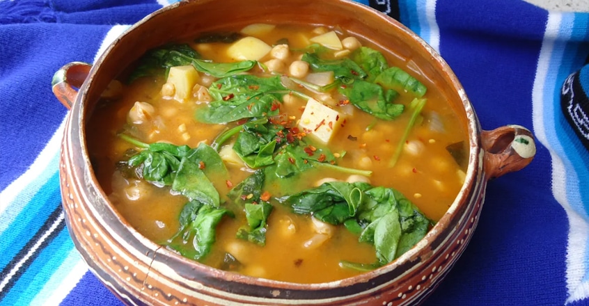 Sopa de garbanzos y espinacas - Centro de Estudios en Nutrición