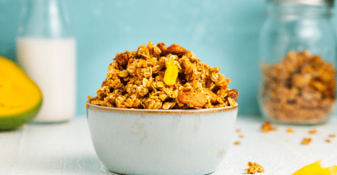 Mango Granola