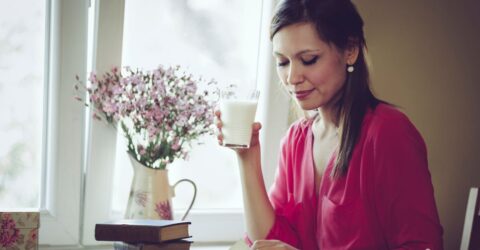 Un estudio revela que los azúcares de los productos lácteos elevan el riesgo de cáncer
