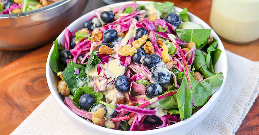 Ensalada arándanos azules y garbanzos